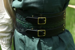 Breiter LARP Ledergürtel, Breiter LARP Ledergürtel, grün